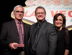 L’Ordre décerne la médaille de saint Éloi 2017 au Dr André Vrins, m.v.